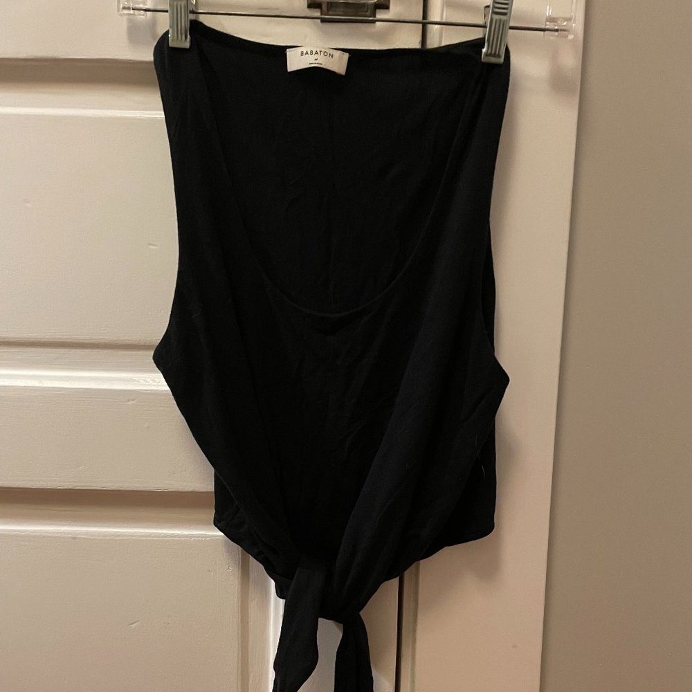 Aritzia Babaton "Jeronimo" cropped, tie-front tank top, Solid black, Size M